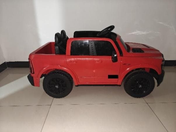 Recalled FUNTOK 24V 2-Seater Ride-On Truck (Side view)