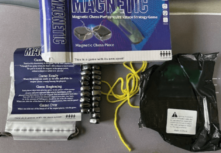Recalled Magnetic Chess Game (game contents)